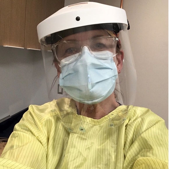 Meet your Posher, Kim - Picture 4 of 5